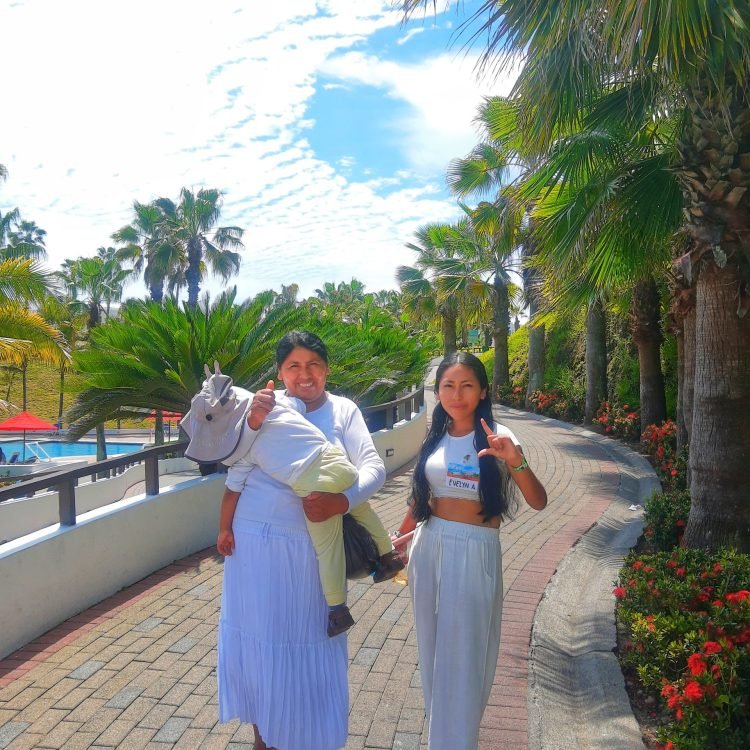 IMG_20230426_132435854_BURST000_COVER_TOP-01